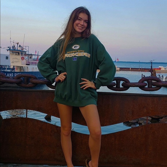 Meet your Posher, Mckenna - Picture 2 of 3